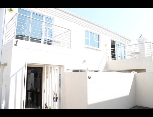 3 BEDROOM CLUSTER FOR SALE IN EDENVALE CENTRAL